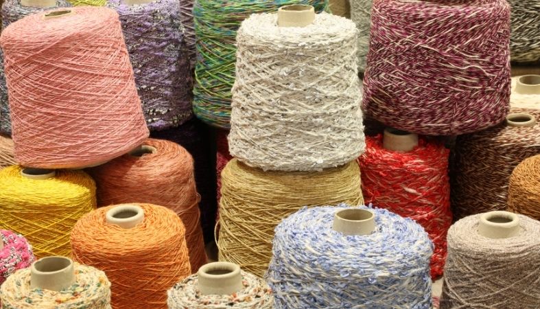Wholesale Vs. Retail: A Quick Guide for Small Businesses